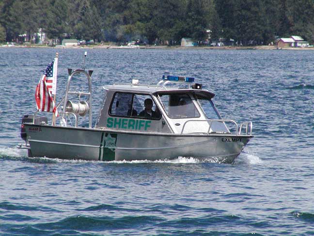 3boatparade2004